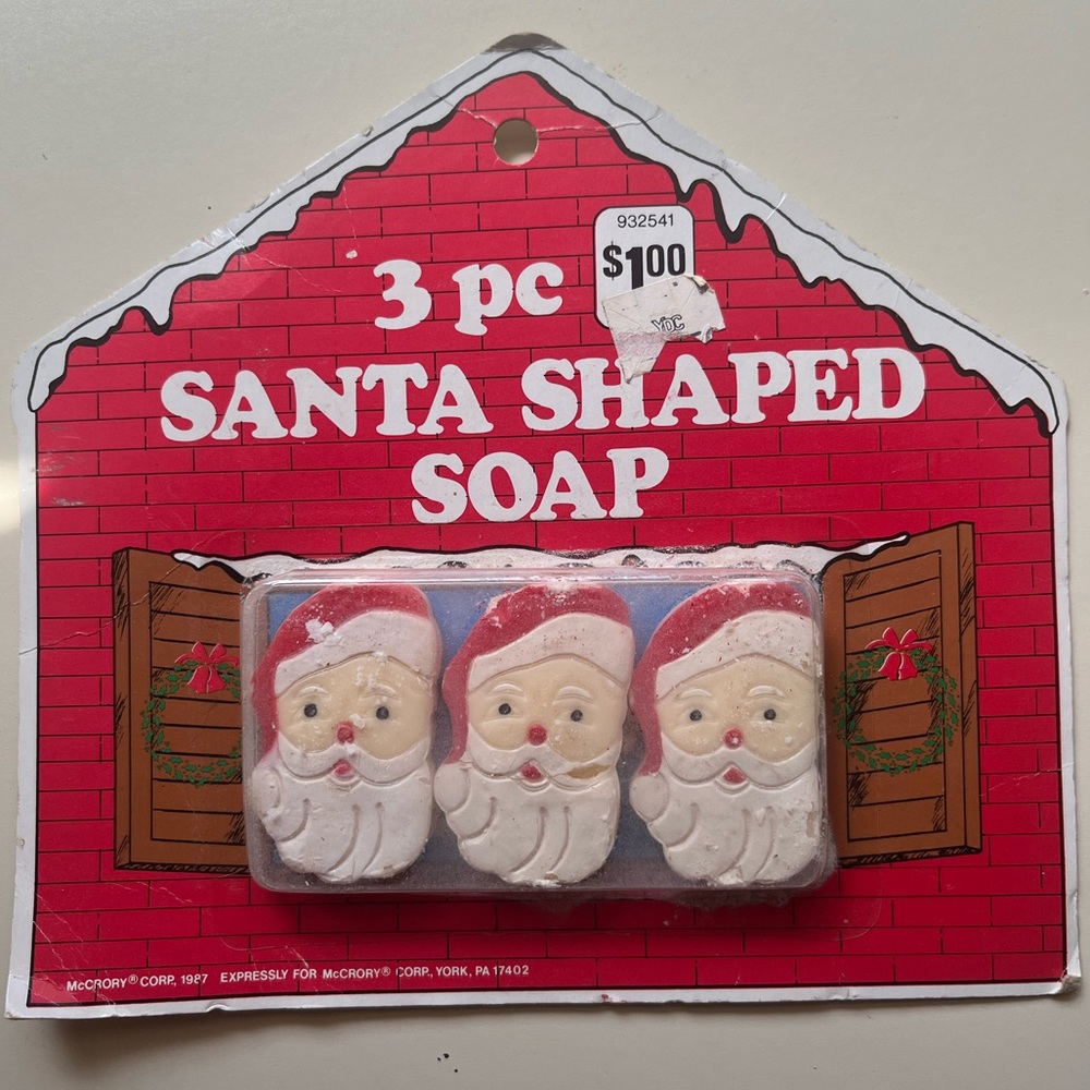 Vintage McCrory 1987 Christmas Santa Soap 3pcs